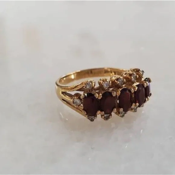 Ring - Picture 2 of 2